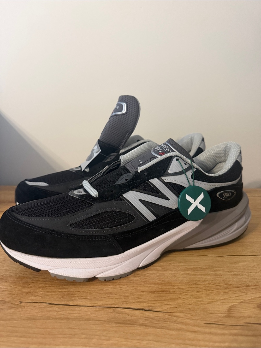New Balance 990v6 MiUSA black